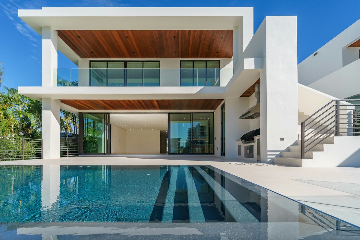 Modern residence framed by tropical greenery